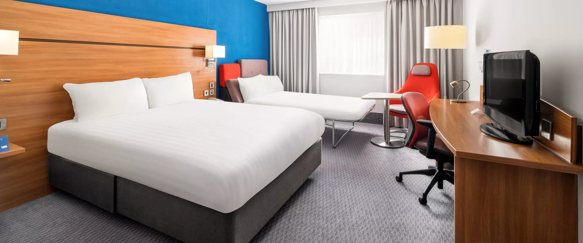 Holiday Inn Express Star City Family Rooms.